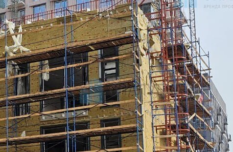 Аренда строительных лесов: основные преимущества и советы по выбору