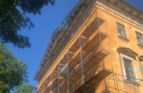 Строительные леса в аренду: как выбрать, посчитать стоимость и не ошибиться с подрядчиком