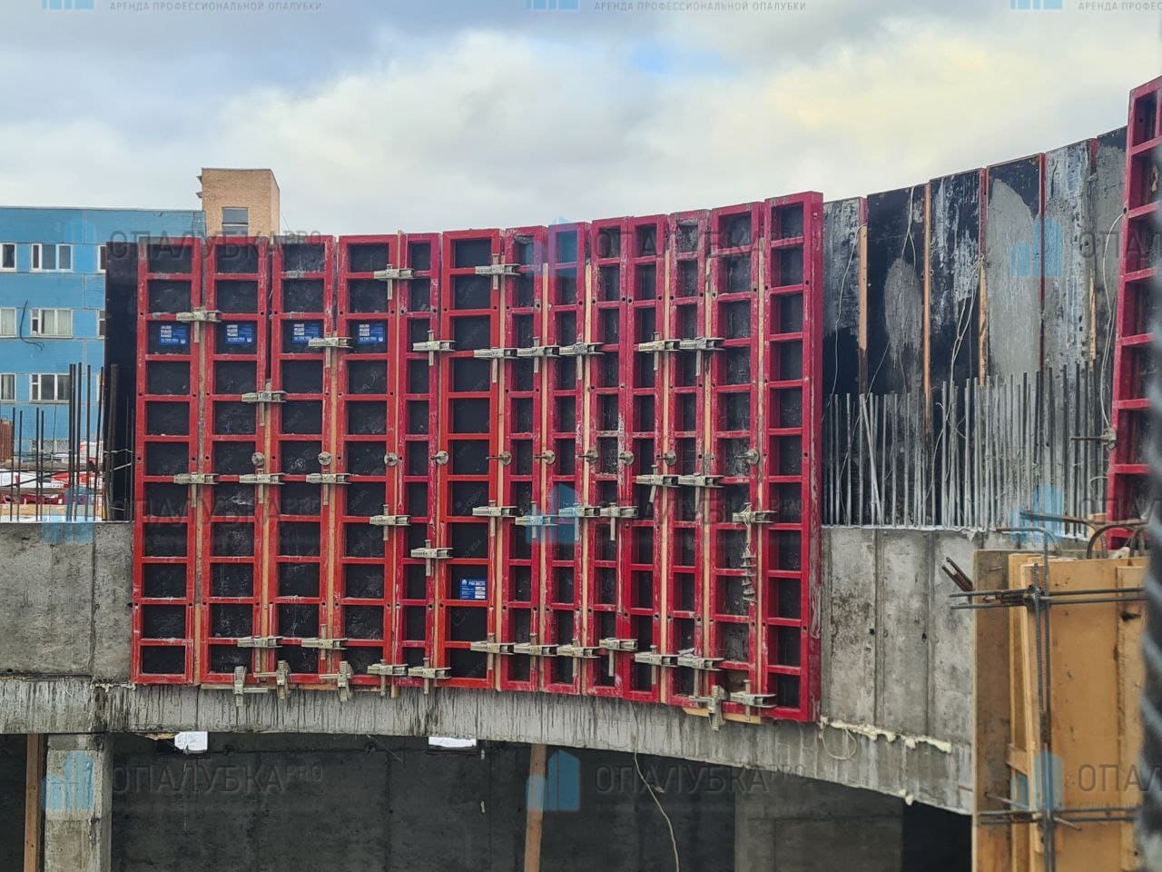 Радиусная опалубка для монолитного строительства, фото